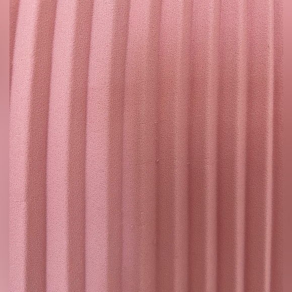 Babaton Jude Skirt in Pink - Picture 5 of 8